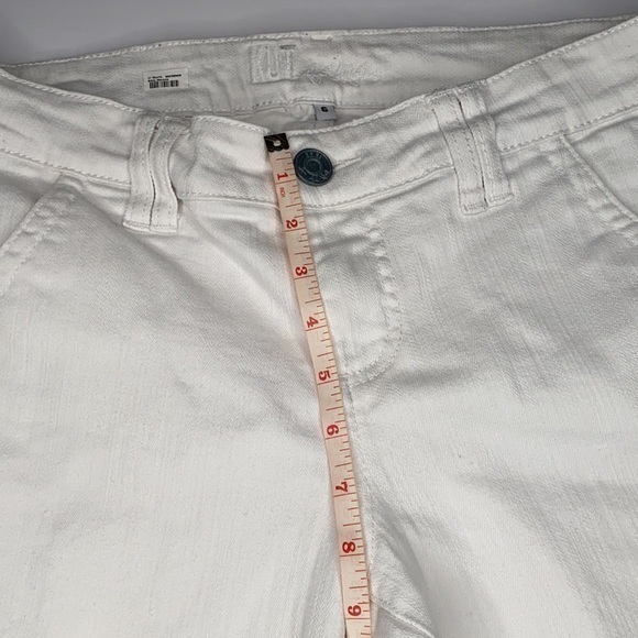 KUT from The Kloth White Jean Shorts - Picture 11 of 13